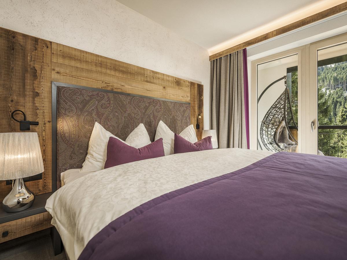 Hotel Bergkristall Zillertal - Adults Only 14 Years Plus ヒパッハ エクステリア 写真