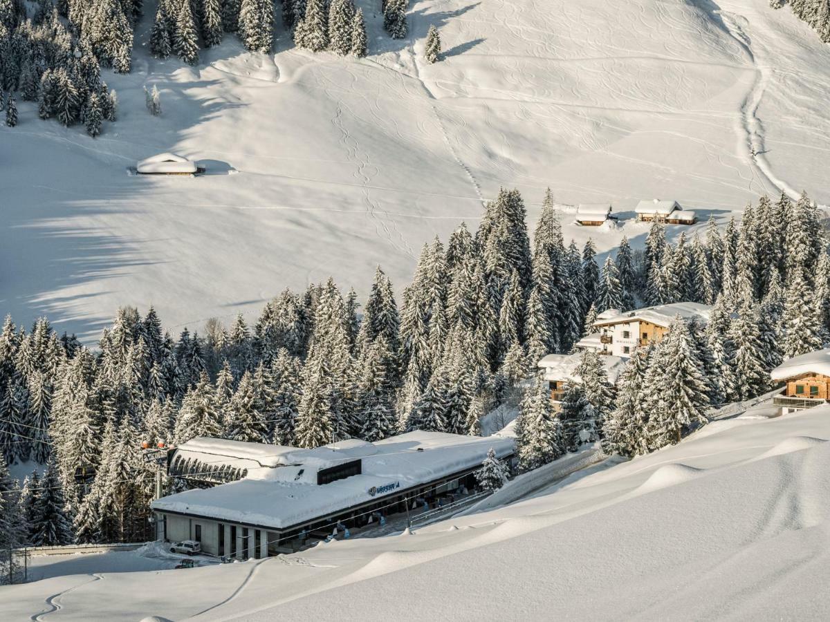 Hotel Bergkristall Zillertal - Adults Only 14 Years Plus ヒパッハ エクステリア 写真